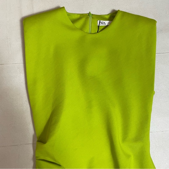Sold - NWT New Zara Shoulder Pad Draped Sleeveless Green Dress Size M - Picture 13 of 14